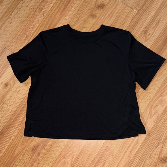 lululemon athletica Tops - Lululemon Crop T-Shirt Black Size 6